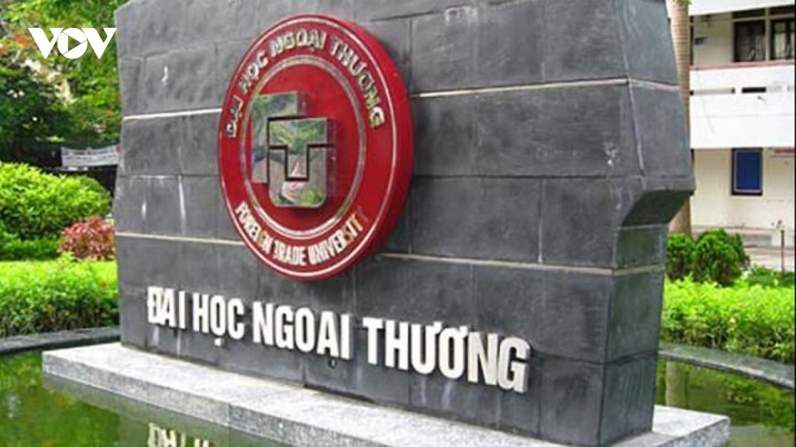 Điểm chuẩn ĐH Ngoại thương 2021 thấp nhất là 28,05 điểm