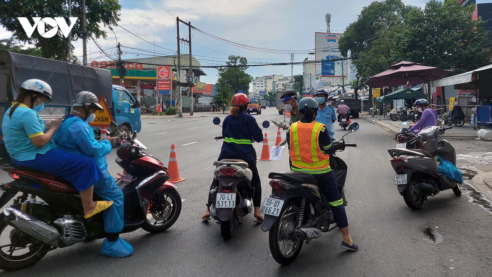 TP.HCM cho phép cơ sở kinh doanh dịch vụ ăn uống được bán hàng mang đi