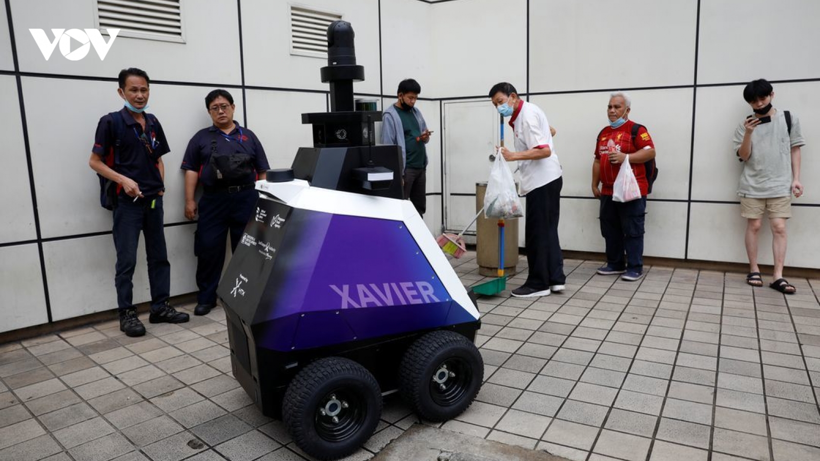 Singapore thử nghiệm robot tuần tra