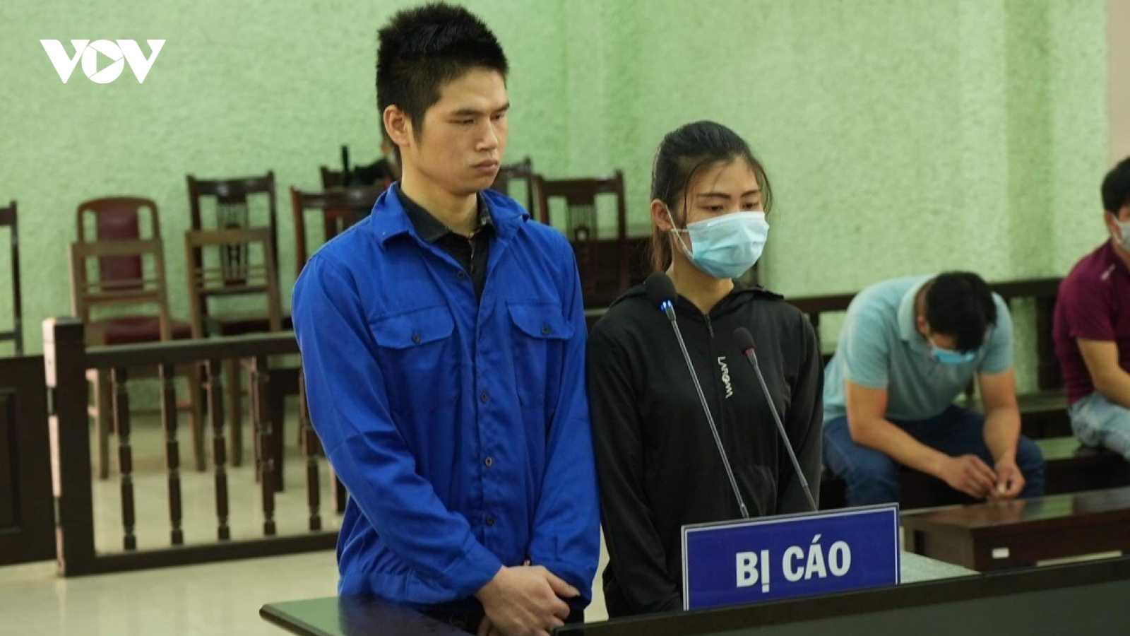 Vợ chồng "dắt nhau" vào tù vì đưa người xuất cảnh trái phép