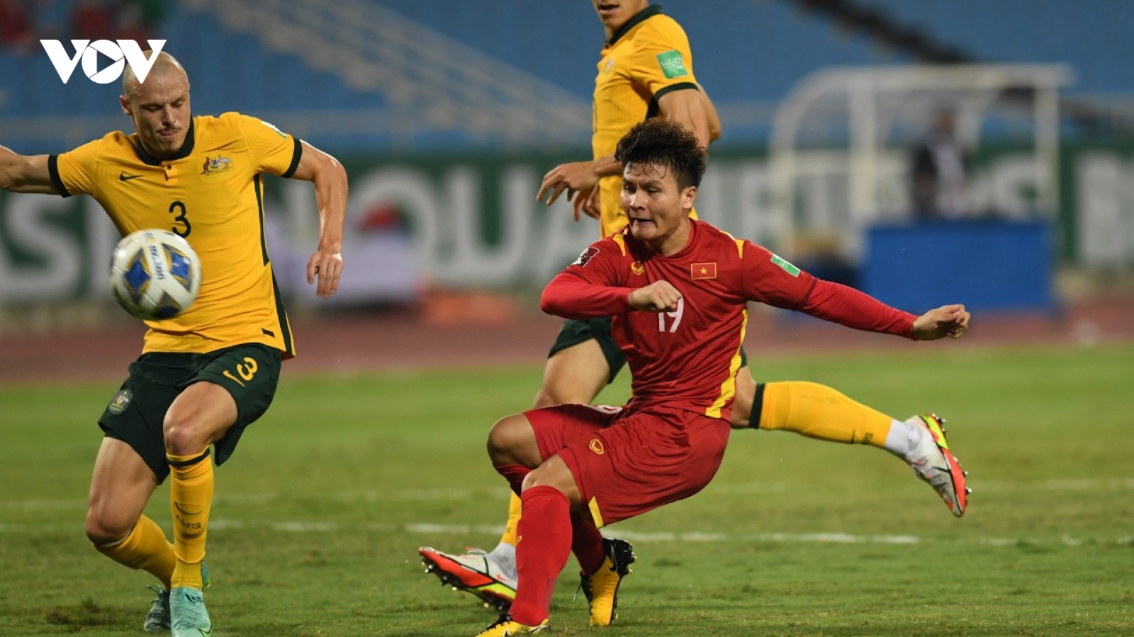 Toàn cảnh ĐT Việt Nam 0-1 Australia: Tranh cãi và tiếc nuối!