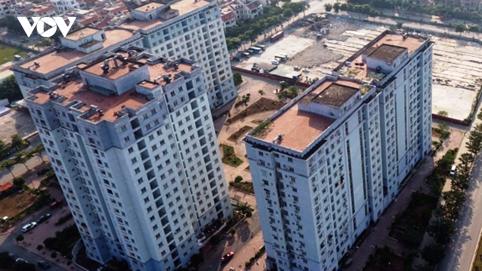 Bất động sản khó bùng nổ, nhà đầu tư thận trọng xuống tiền
