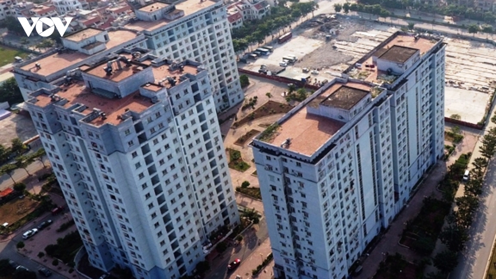 Bất động sản khó bùng nổ, nhà đầu tư thận trọng xuống tiền