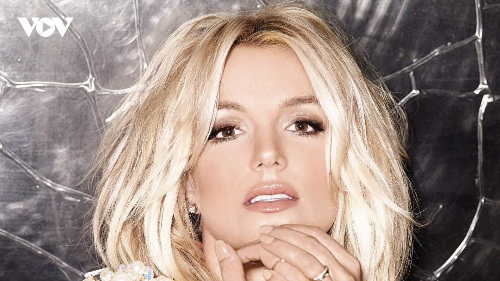Năm tiết lộ chấn động về "Công chúa nhạc pop" trong phim "Britney vs Spears" của Netflix