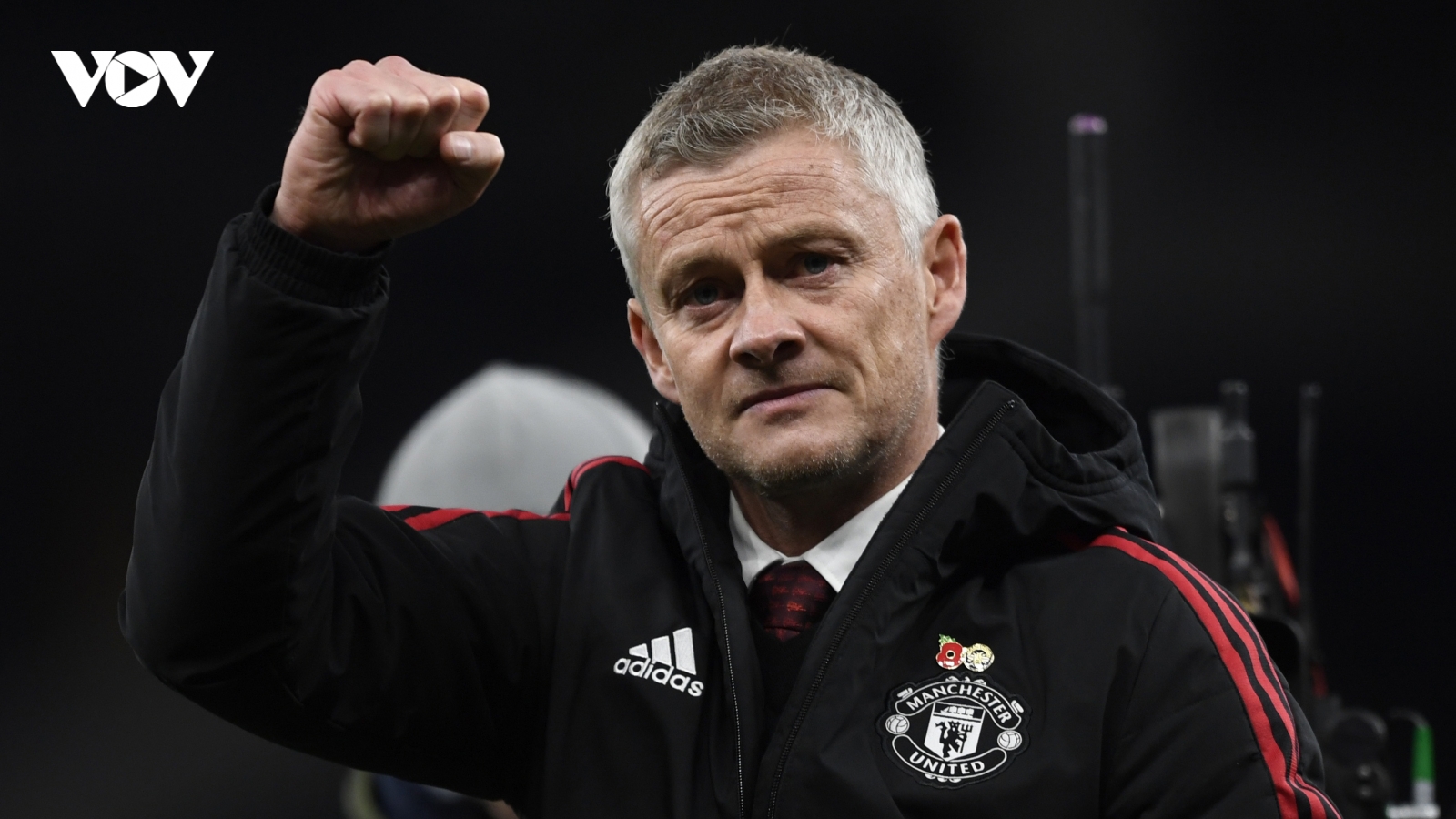 HLV Solskjær thay đổi táo bạo, MU “đè bẹp” Tottenham