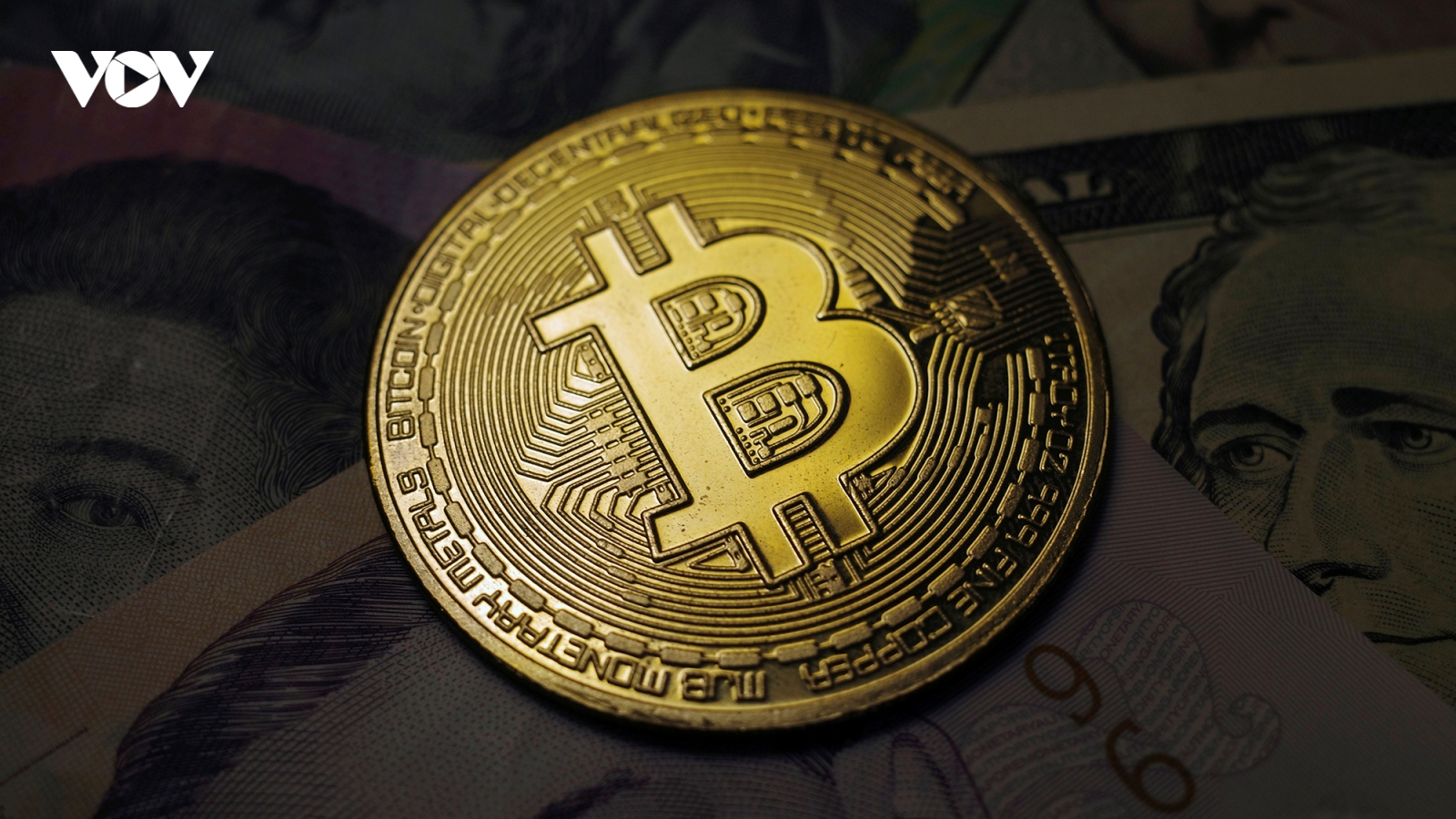 Bitcoin vượt mốc 65.000 USD, mức cao nhất từ trước tới nay