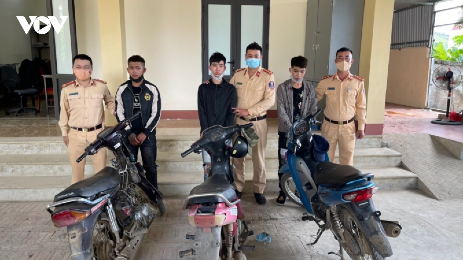 Bắt giữ nhóm thanh, thiếu niên ở 3 tỉnh lên Sơn La trộm cắp xe máy