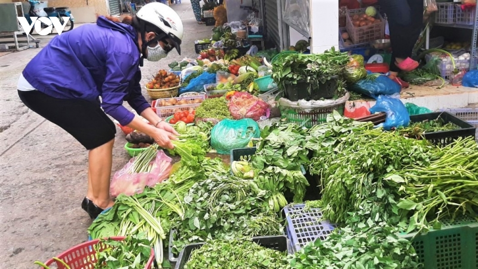 Nhiều chợ truyền thống chưa đáp ứng yêu cầu phòng chống dịch để hoạt động lại