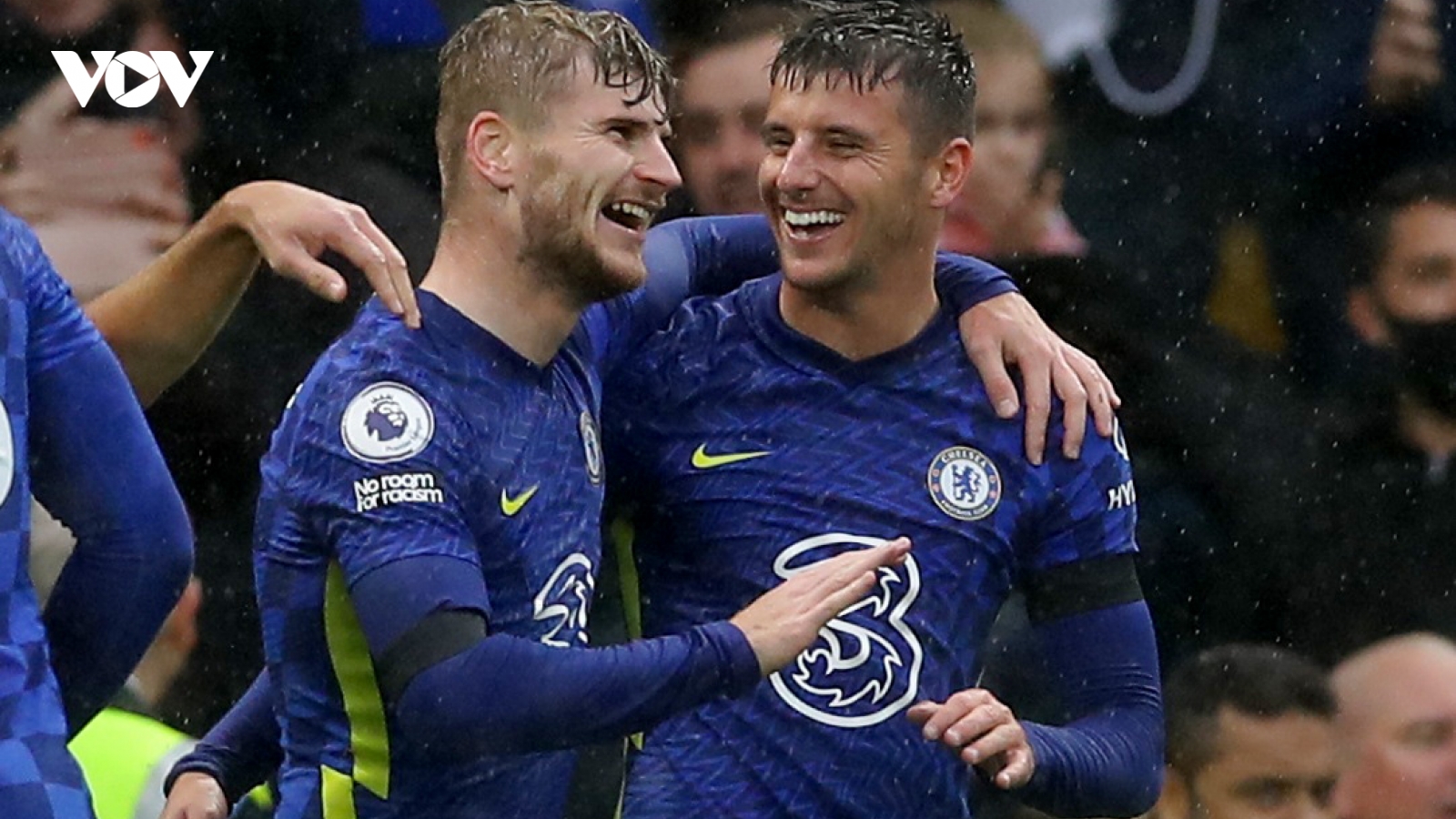 Thắng nhọc Southampton, Chelsea tạm chiếm ngôi đầu Ngoại hạng Anh