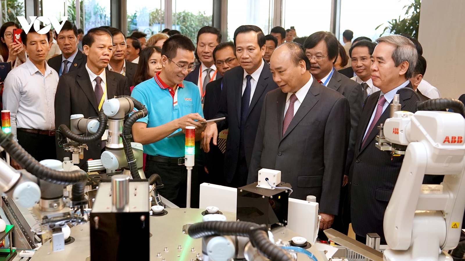Chủ tịch nước kêu gọi đồng hành nâng tầm kỹ năng lao động