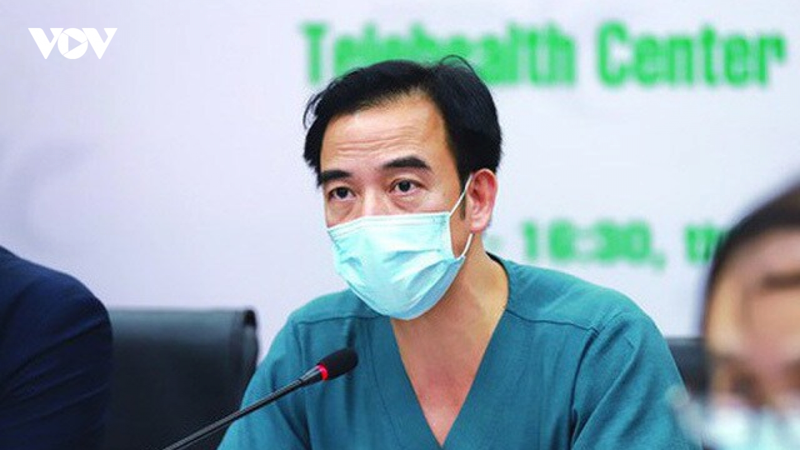 Bác sĩ Nguyễn Quang Tuấn, đã đành, ông là một chuyên gia giỏi!