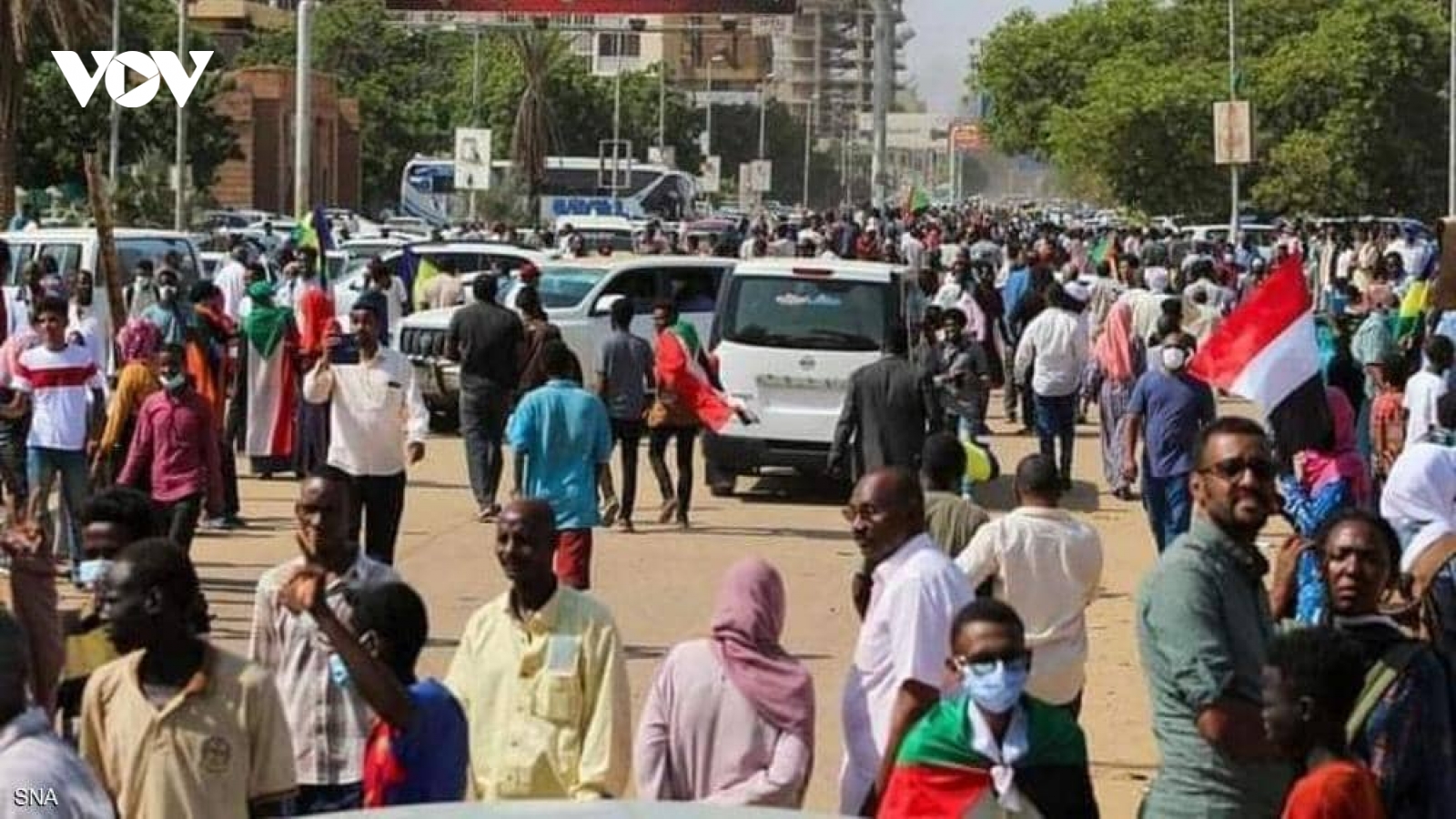 Hàng nghìn người biểu tình ở thủ đô Khartoum (Sudan) yêu cầu thành lập chính phủ