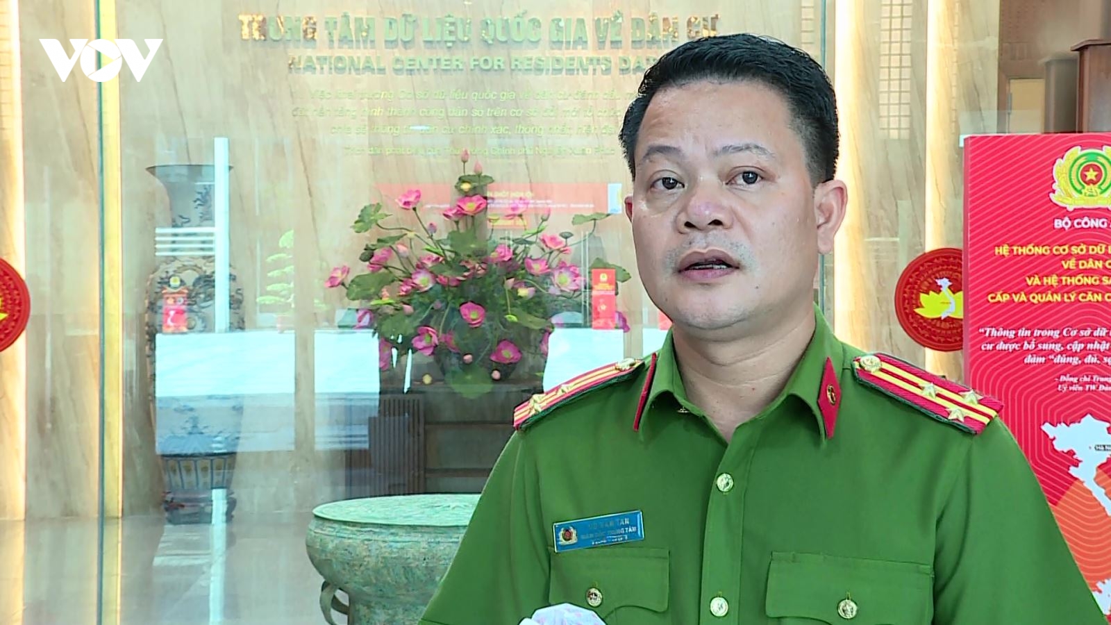 Vì sao sau 3-4 tháng vẫn chưa được trả căn cước công dân?