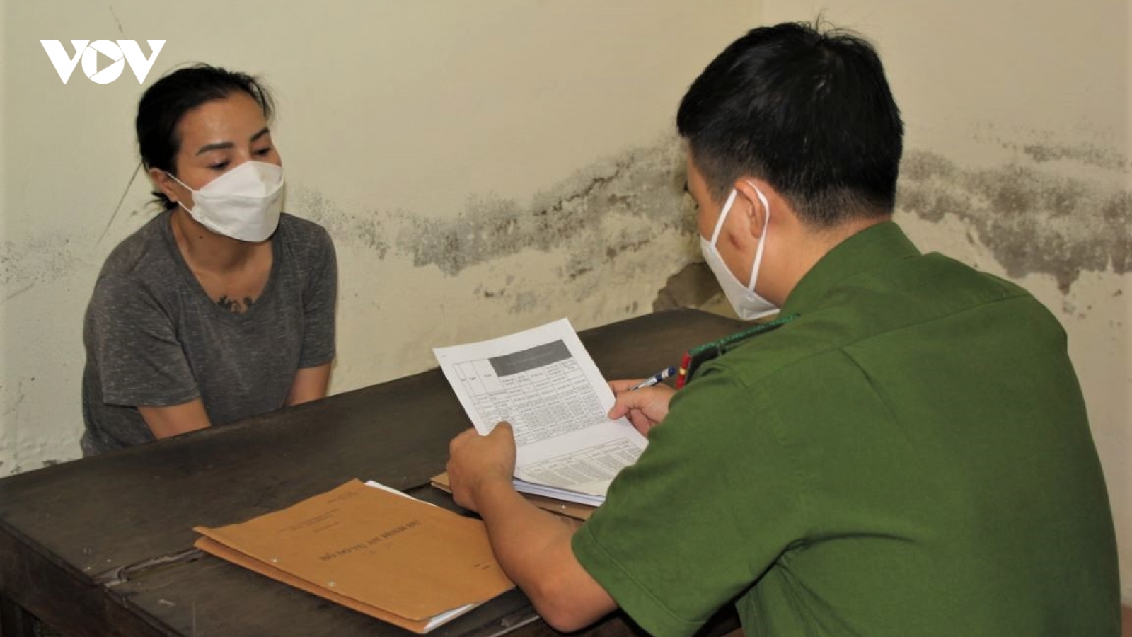 Bắt người phụ nữ cho vay nặng lãi 5 tỷ, thu lời hơn 2,5 tỷ trong 10 tháng