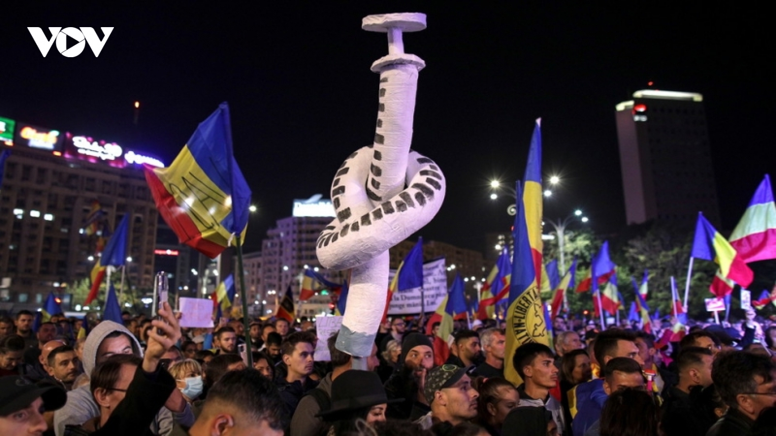 Hơn 5.000 người Romania biểu tình phản đối các hạn chế Covid-19