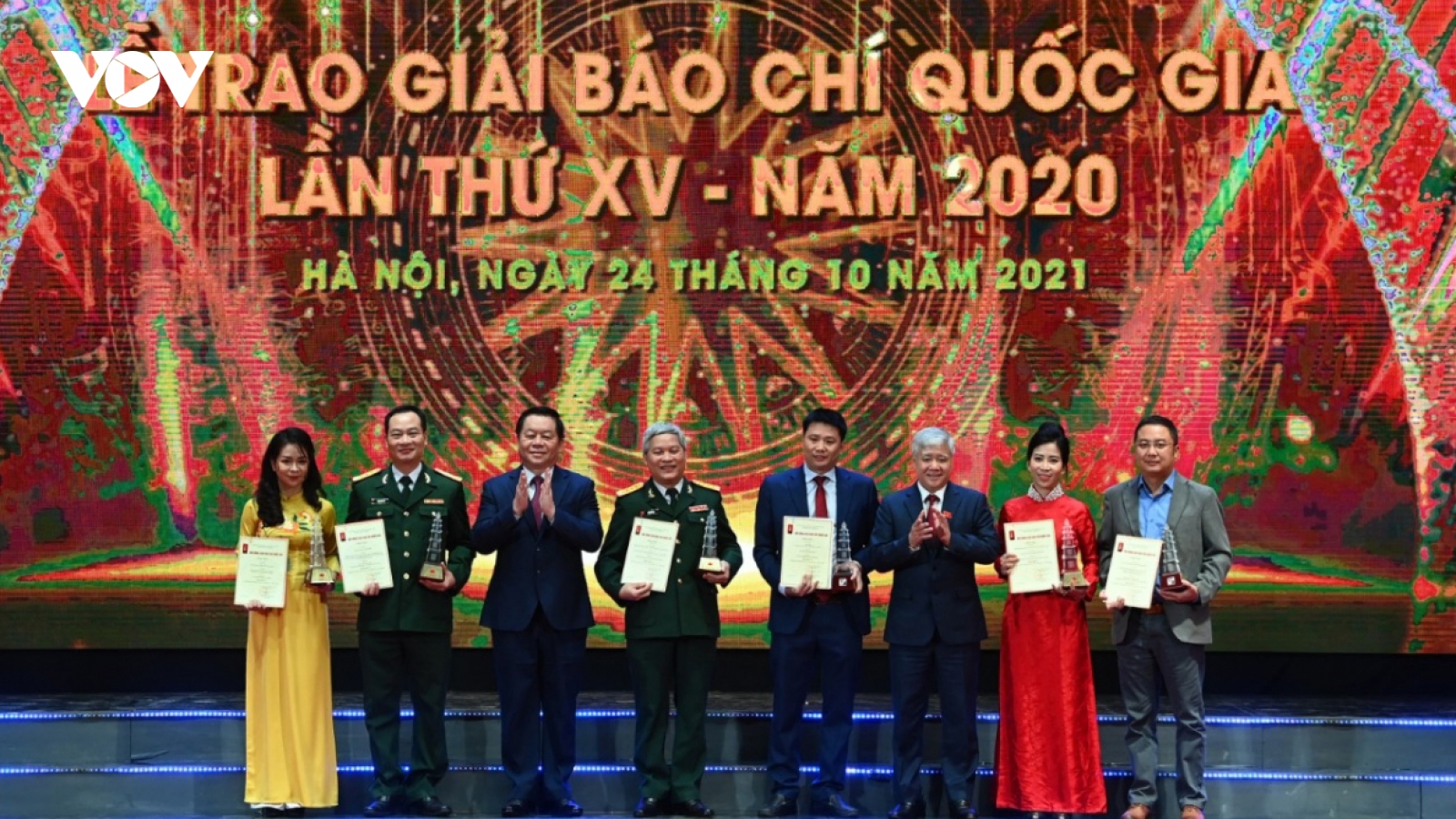 VOV wins five prizes at 15th National Press Awards