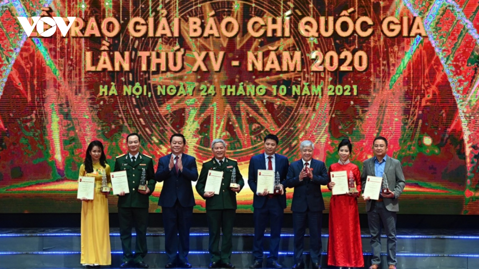 VOV wins five prizes at 15th National Press Awards