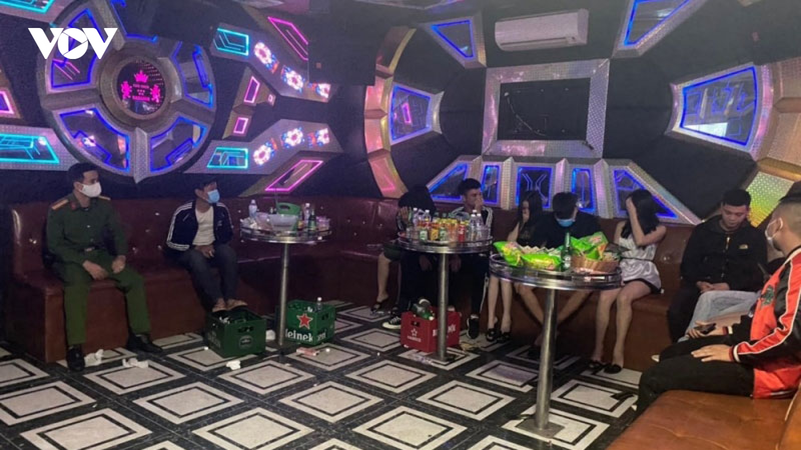 Hải Phòng xử phạt nhiều quán karaoke không chấp hành quy định chống dịch