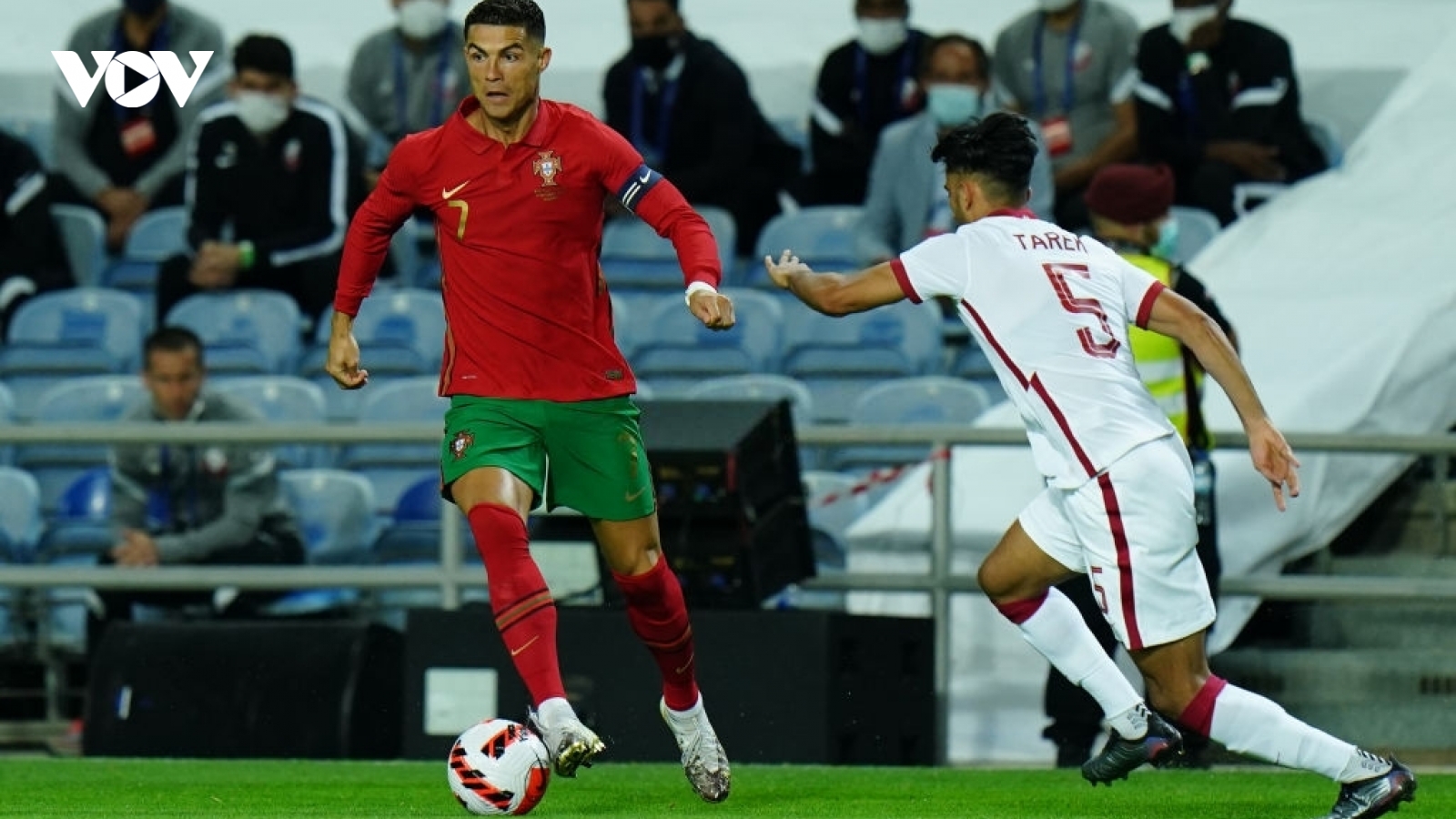 Ronaldo ghi bàn, Bồ Đào Nha thắng đậm chủ nhà World Cup 2022