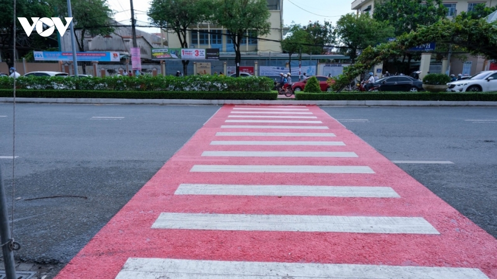 Cần Thơ thí điểm “Thảm an toàn cho học sinh qua đường” trước cổng trường học