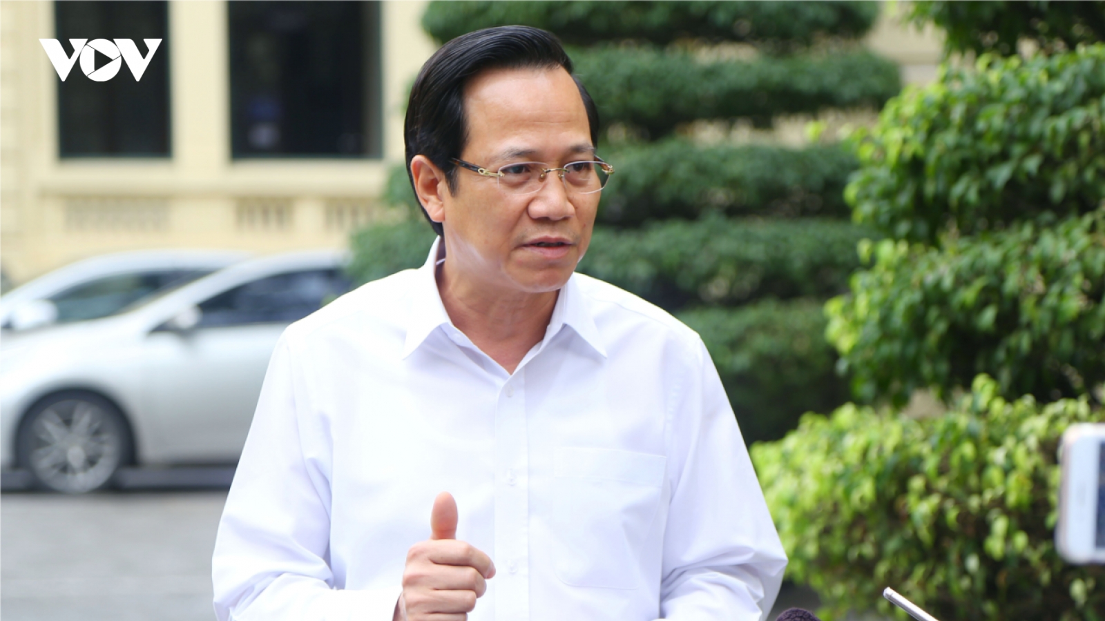 Bộ trưởng Đào Ngọc Dung: Đôn đốc việc hỗ trợ, đánh giá thực chất tình hình lao động