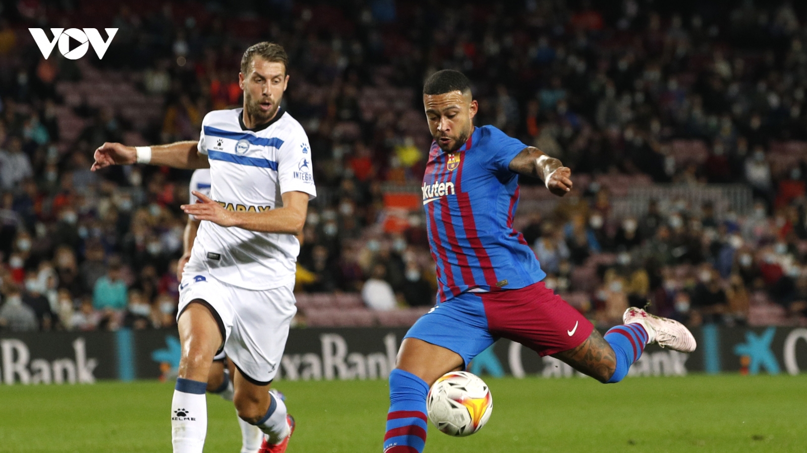 Barca khởi đầu thất vọng dưới thời HLV tạm quyền