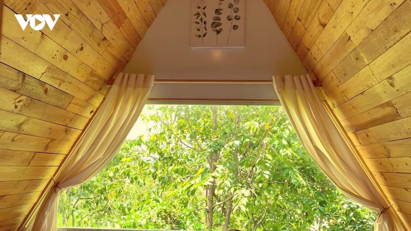 Hô biến tầng áp mái thành nơi lý tưởng trong nhà