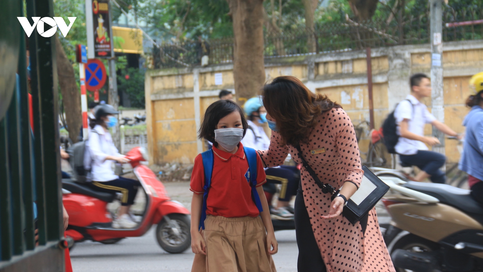 Hà Nội hướng dẫn phòng chống dịch khi học sinh đi học trở lại