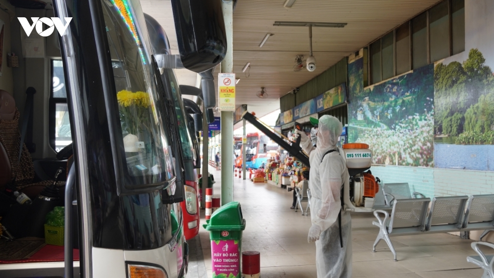 TP.HCM xem xét cho xe khách liên tỉnh hoạt động, Đồng Nai bỏ giấy đi đường