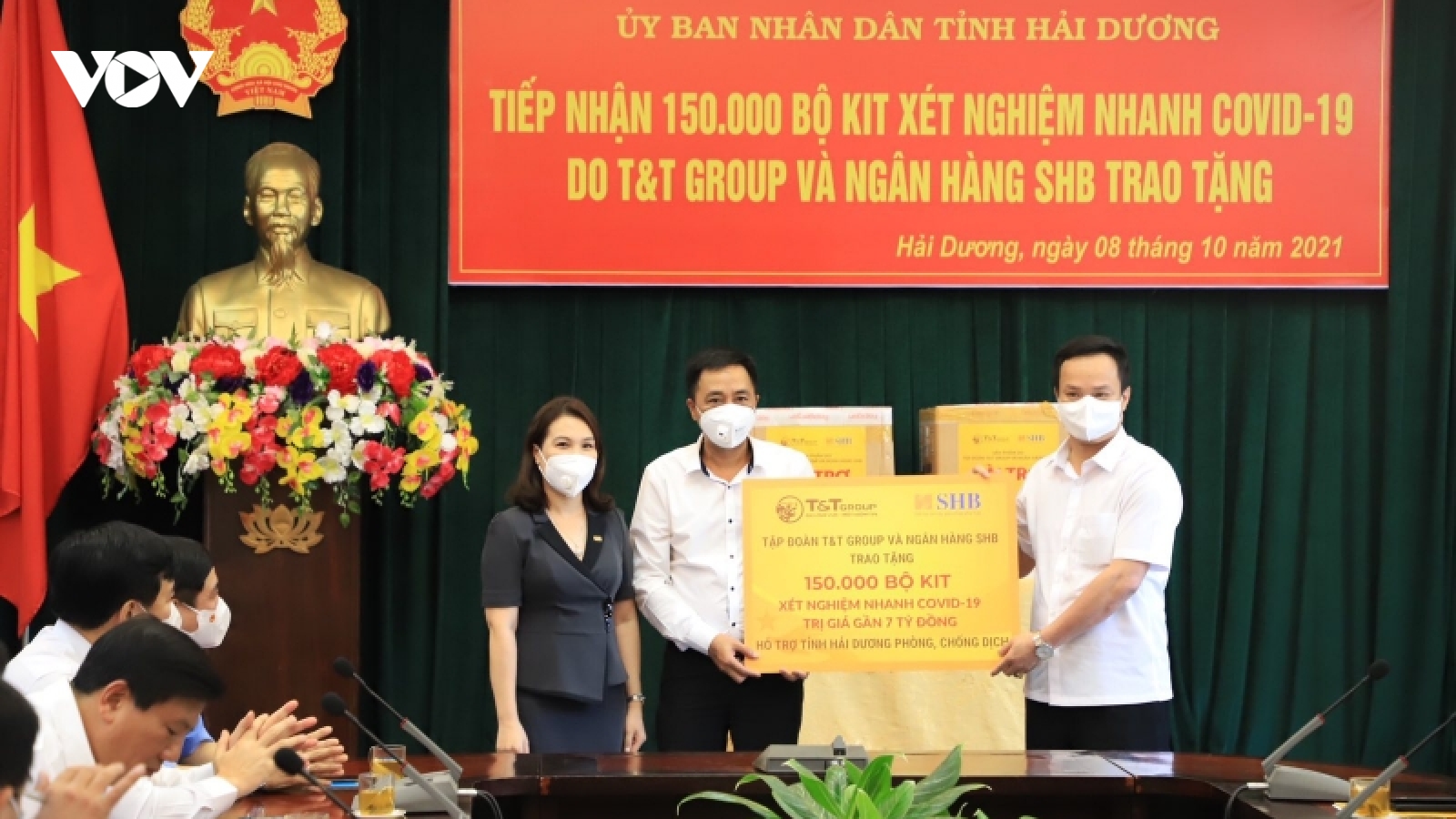 Hải Dương tiếp nhận 150.000 bộ kit xét nghiệm nhanh Covid-19 trị giá gần 7 tỷ đồng
