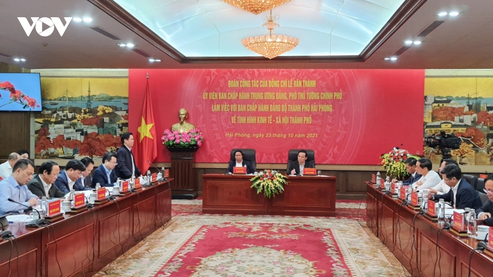 Phó Thủ tướng Lê Văn Thành làm việc với Hải Phòng về tình hình kinh tế - xã hội