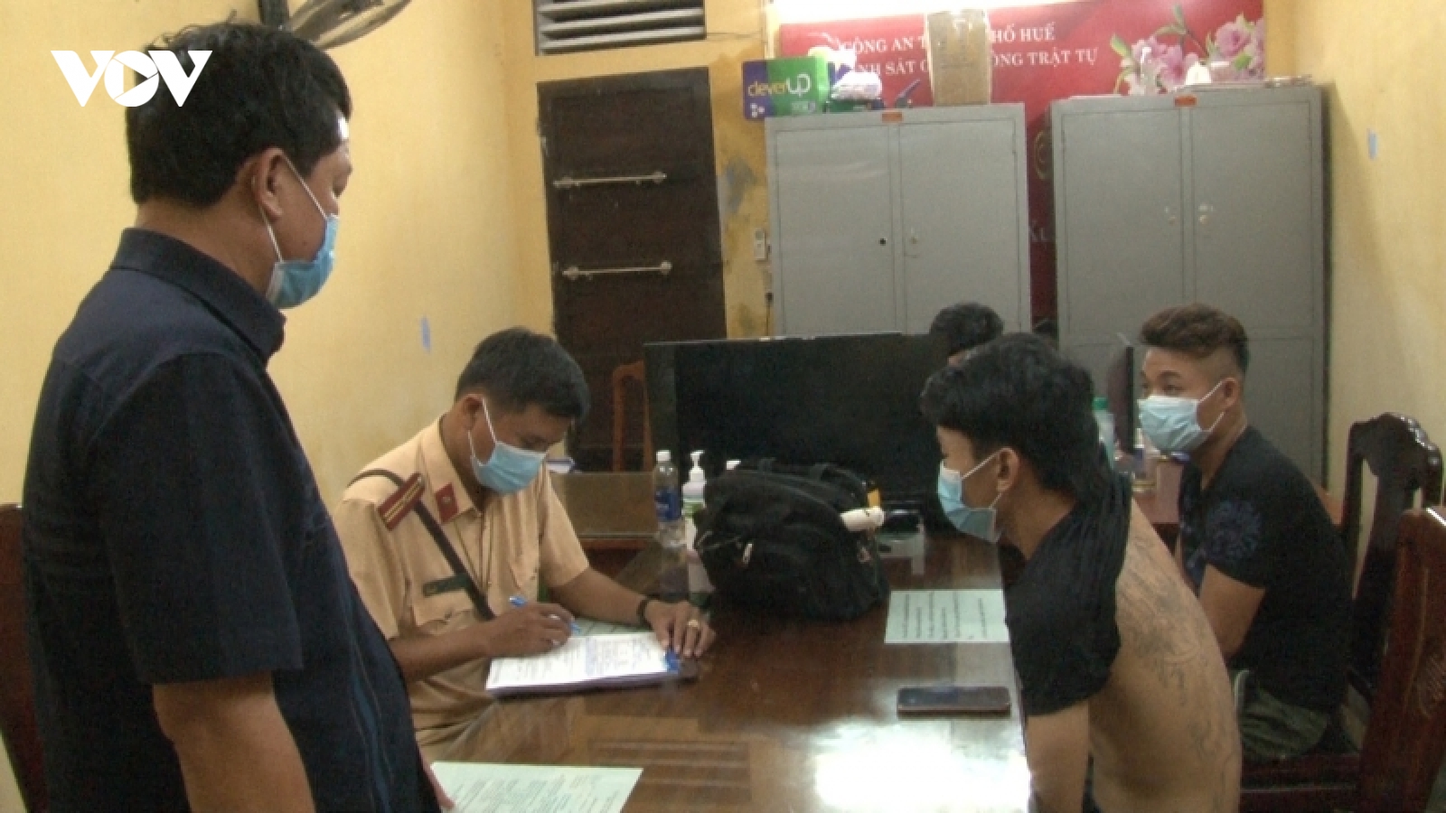 Thừa Thiên Huế xử lý hơn 90 trường hợp thanh, thiếu niên càn quấy, vi phạm nồng độ cồn