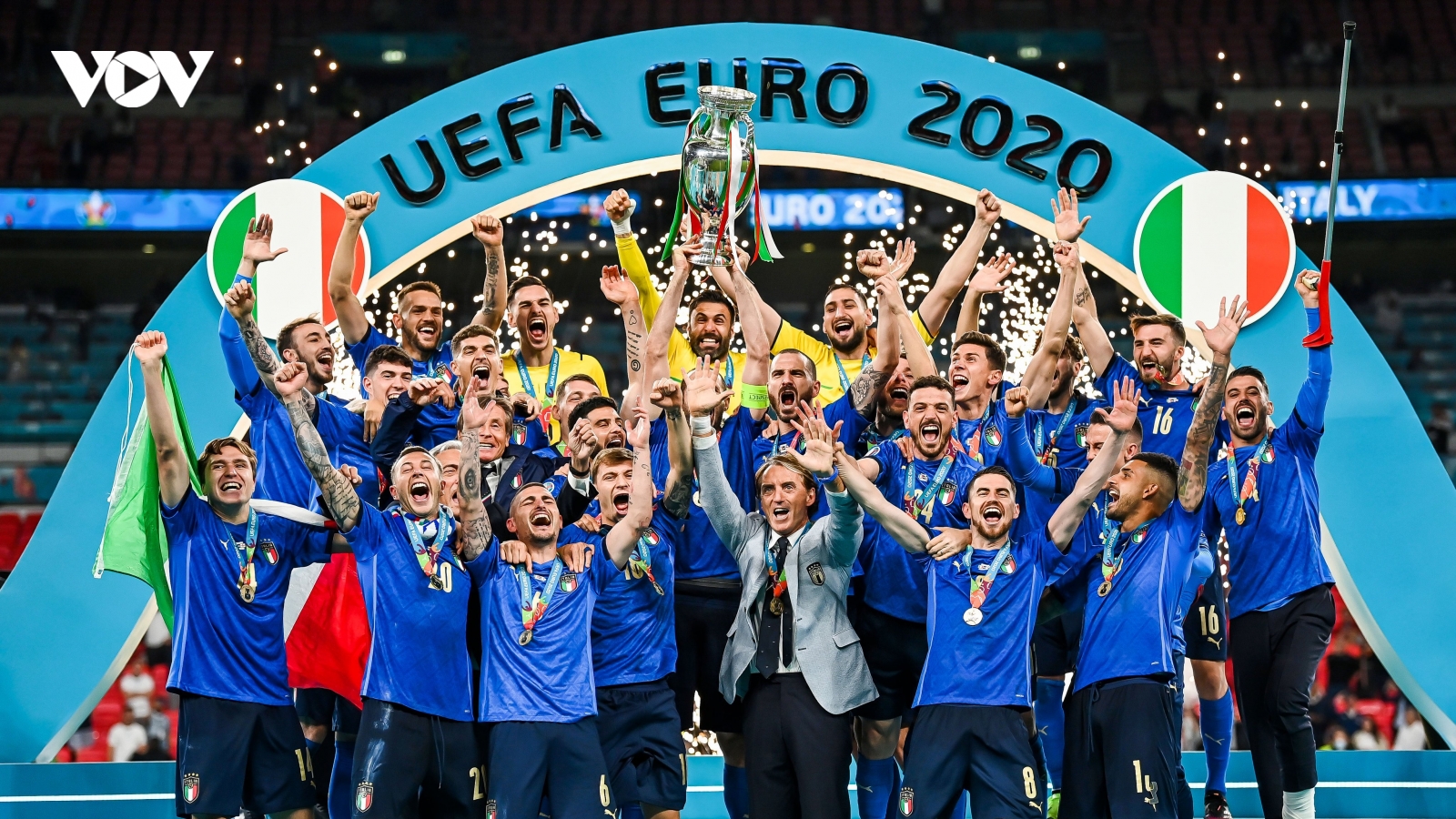 VCK UEFA Nations League 2020/2021: Italia giành thêm danh hiệu?
