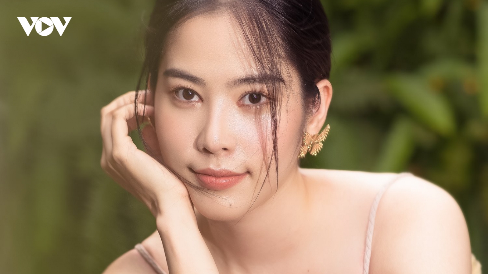 Nam Em gợi cảm, tràn đầy sức sống sau khi tăng cân