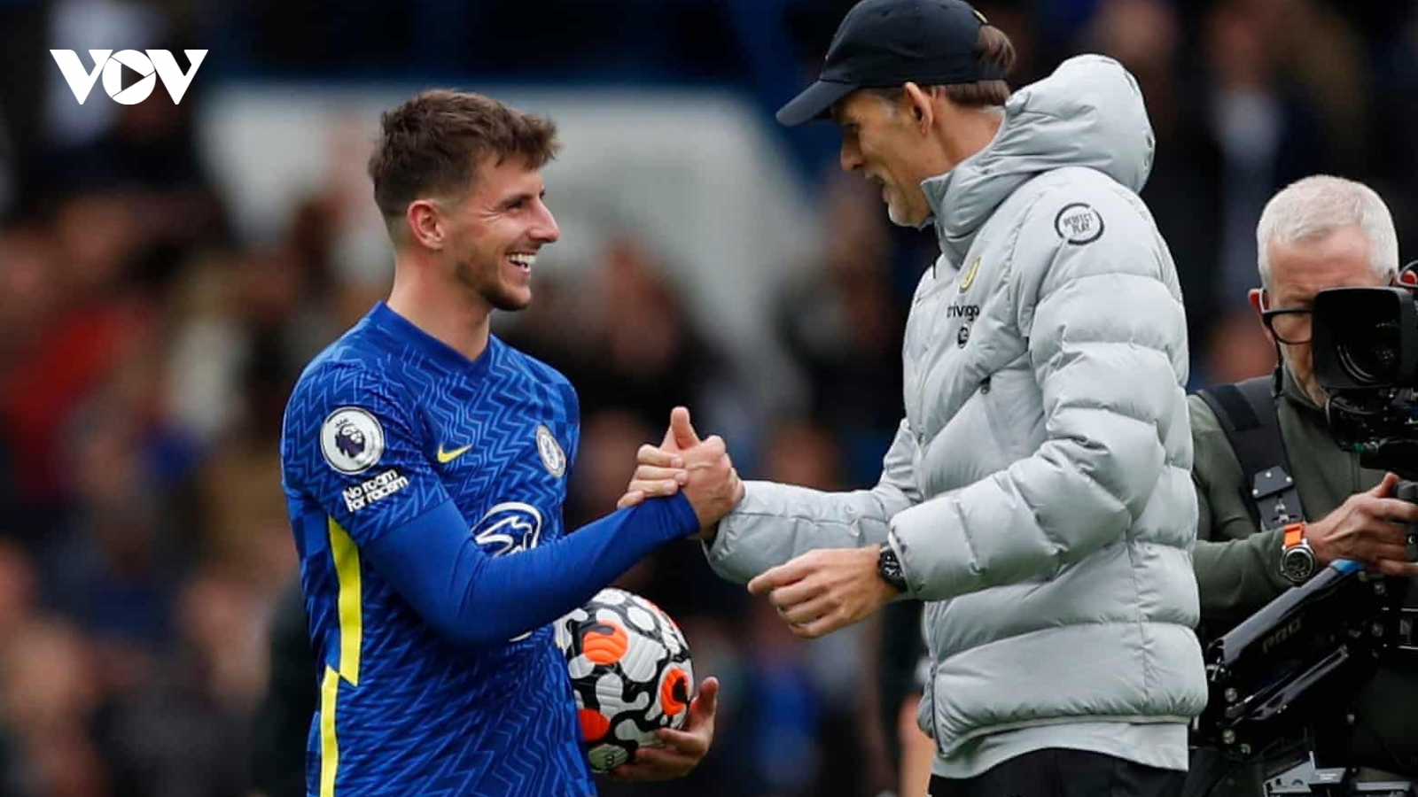 BXH Ngoại hạng Anh mới nhất: Chelsea vững ngôi đầu, MU hưởng lợi nhờ Watford