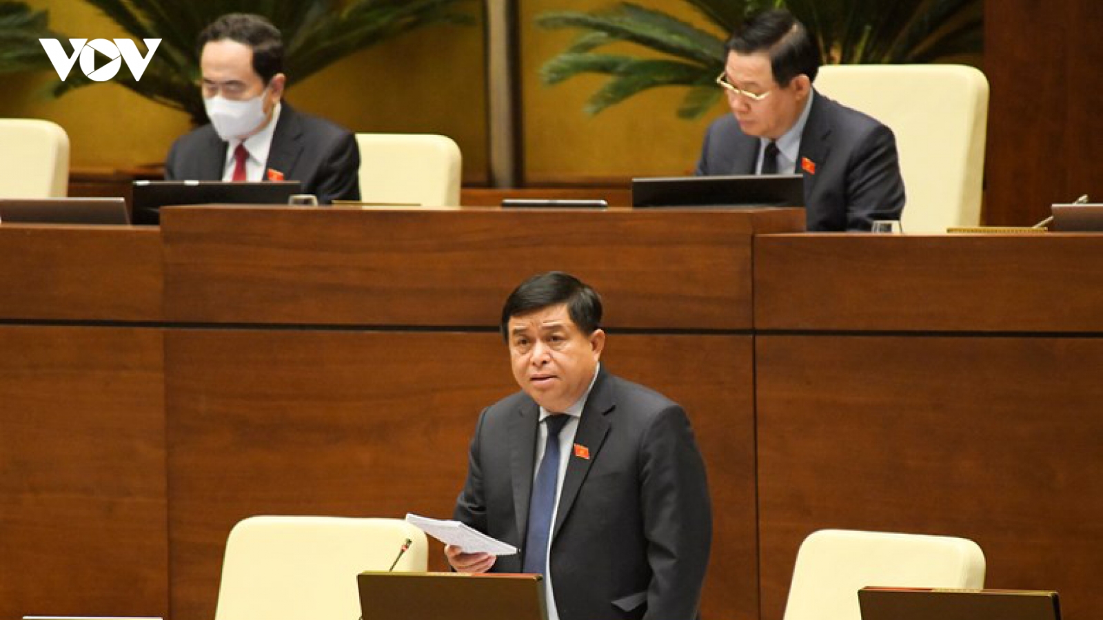 Cơ cấu lại nền kinh tế phải vượt qua tư duy nhiệm kỳ, lợi ích cục bộ