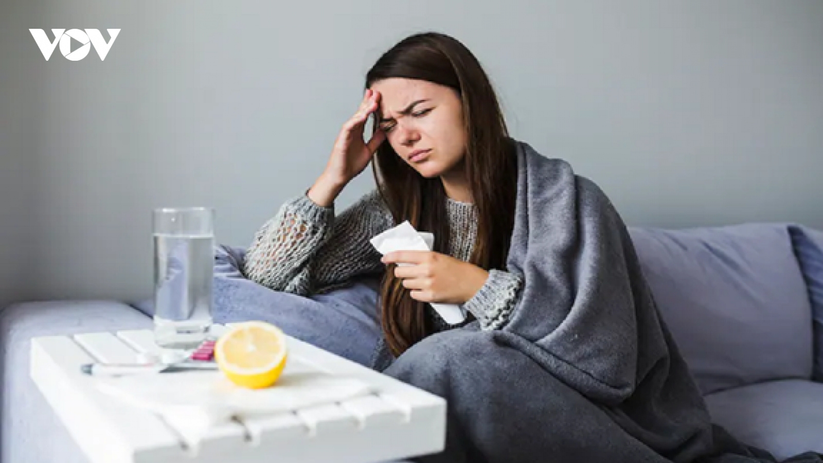“Dịch bệnh kép" COVID-19 và cúm: Những triệu chứng cần phân biệt và biện pháp phòng ngừa