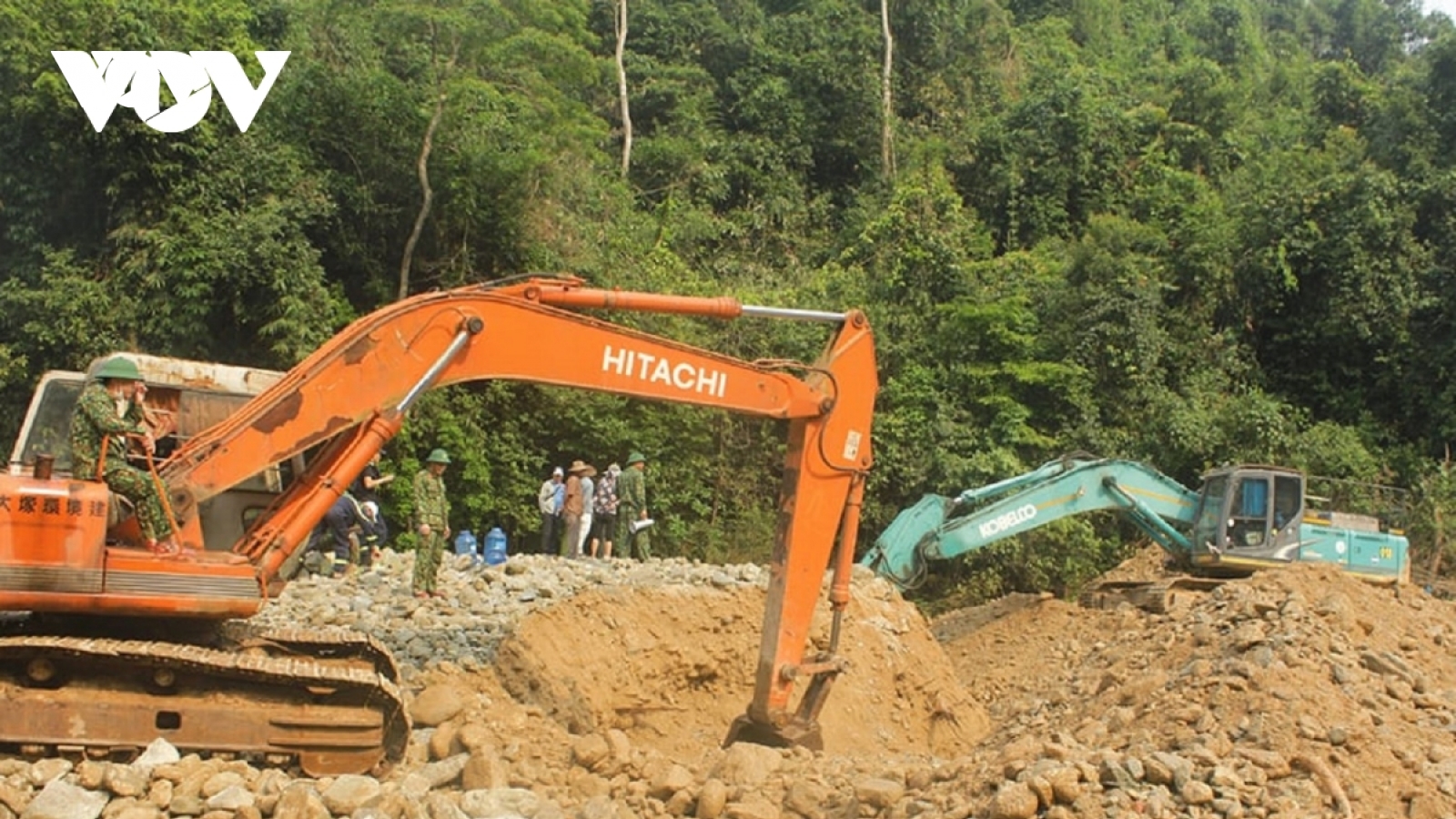 Những người còn lại ở Rào Trăng 3