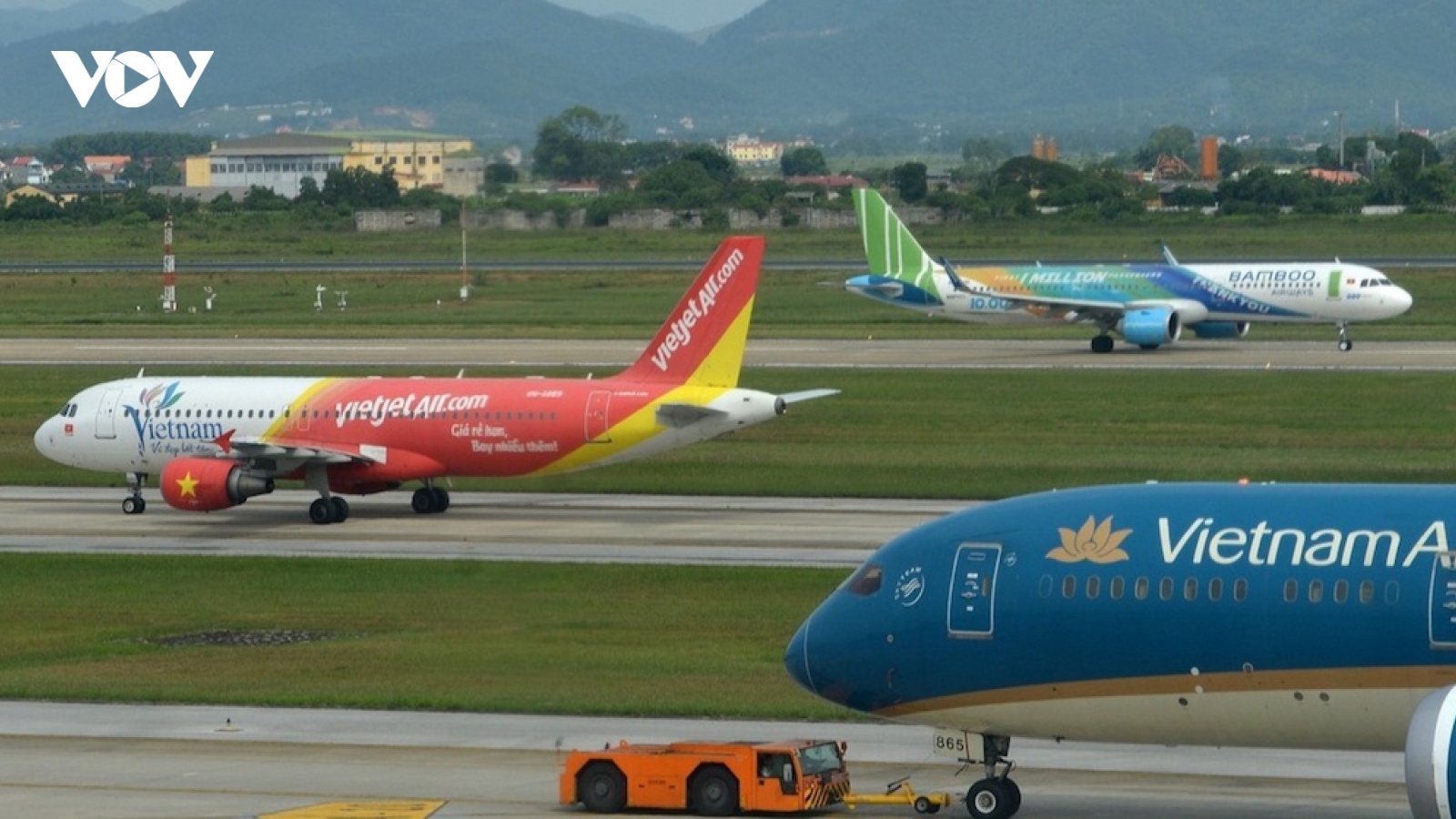 Hà Nội yêu cầu các sở ngành rà soát, đảm bảo an toàn khi mở lại đường bay nội địa