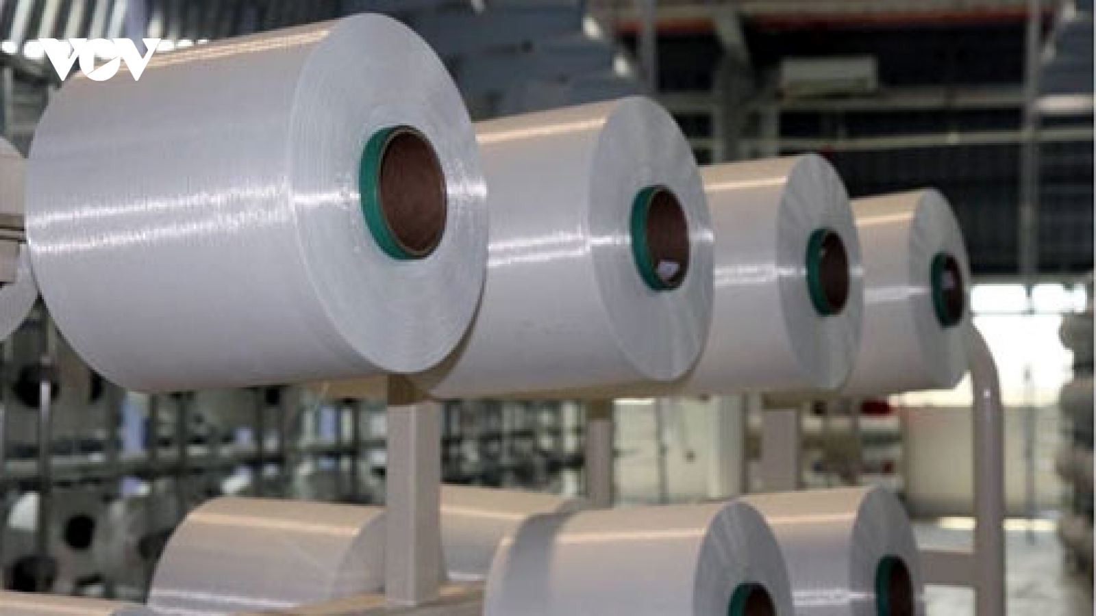 Mỹ xác định biên độ phá giá đối với sợi dún polyester của Việt Nam