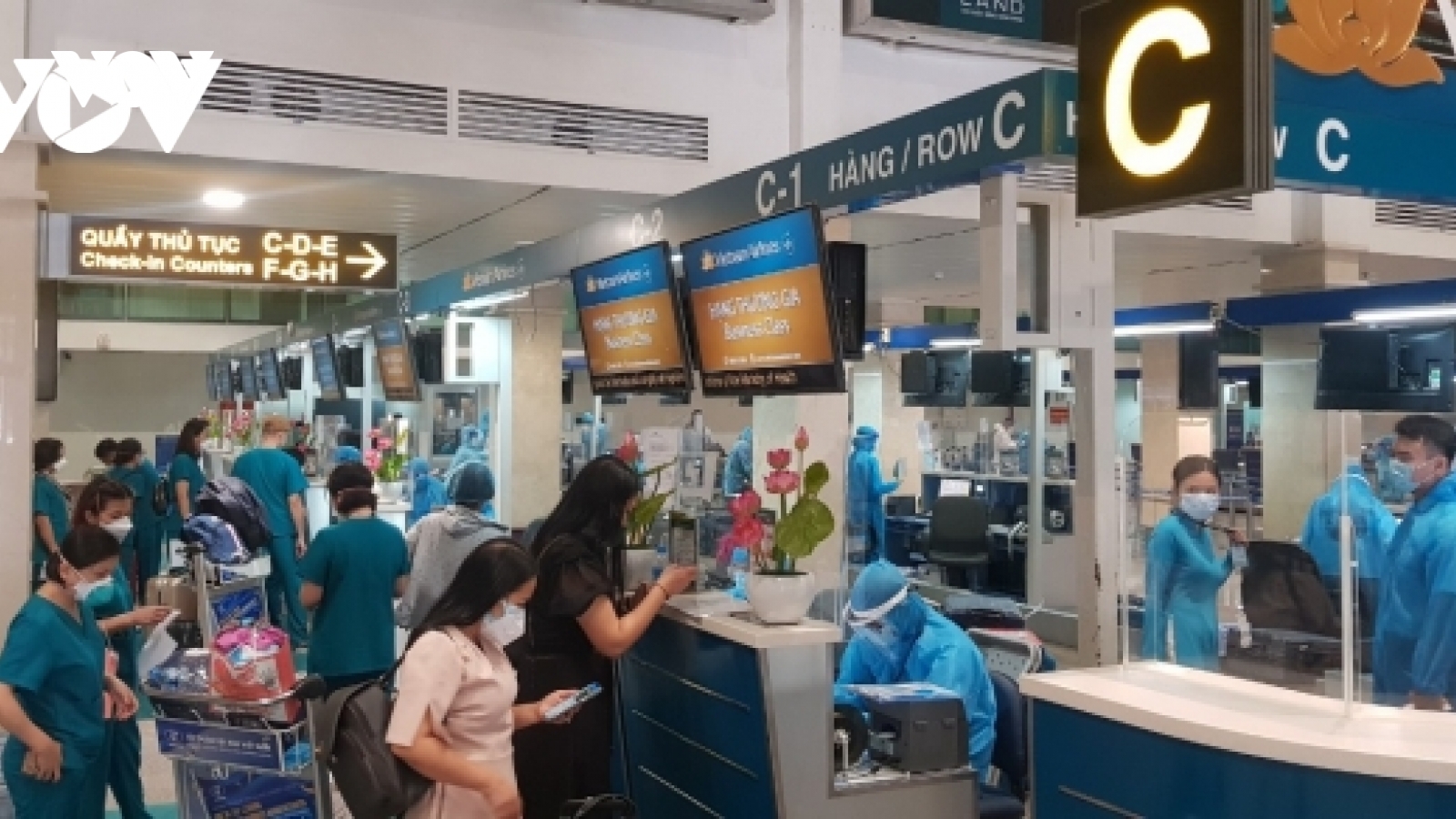 Đề xuất tăng tần suất 3 đường bay đông đúc nhất cả nước