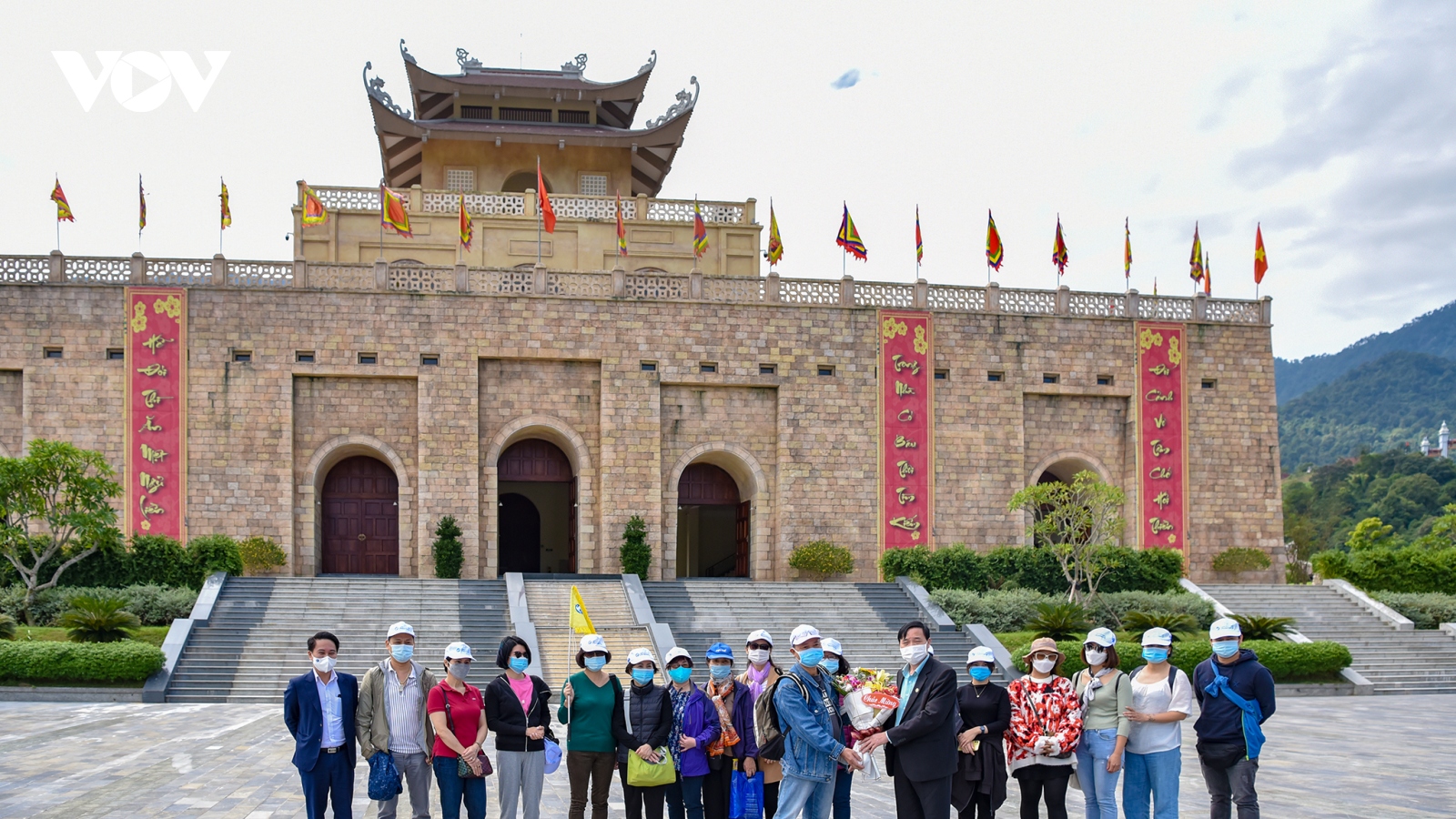 Tour khép kín Hà Nội – Bắc Giang phục vụ đoàn khách đầu tiên