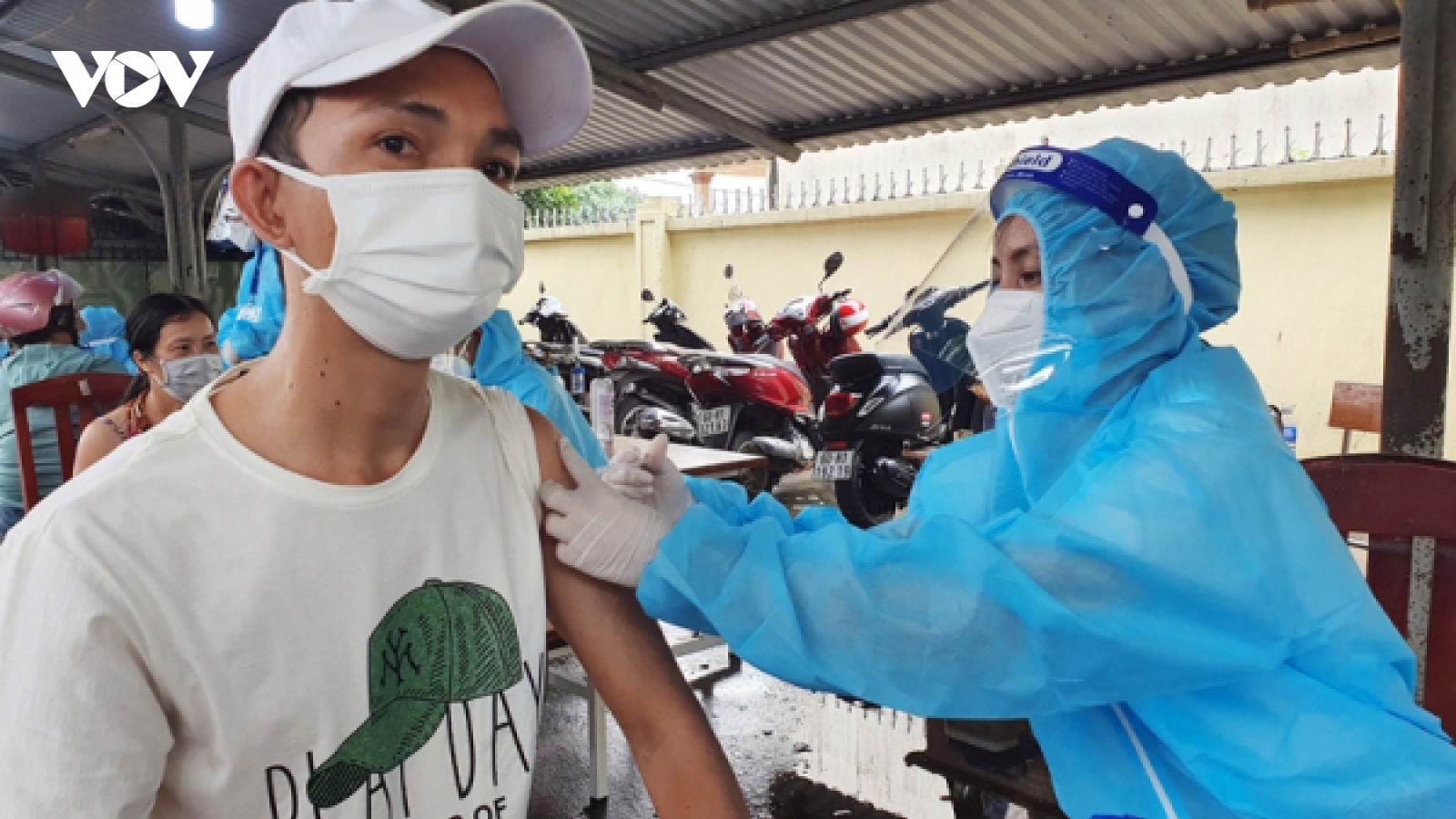 100% người dân trên 18 tuổi Đồng Nai đã tiêm vaccine COVID-19