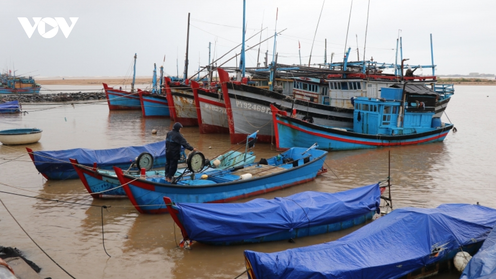 Phú Yên, Bình Định khẩn trương ứng phó áp thấp nhiệt đới, khắc phục hậu quả thiên tai