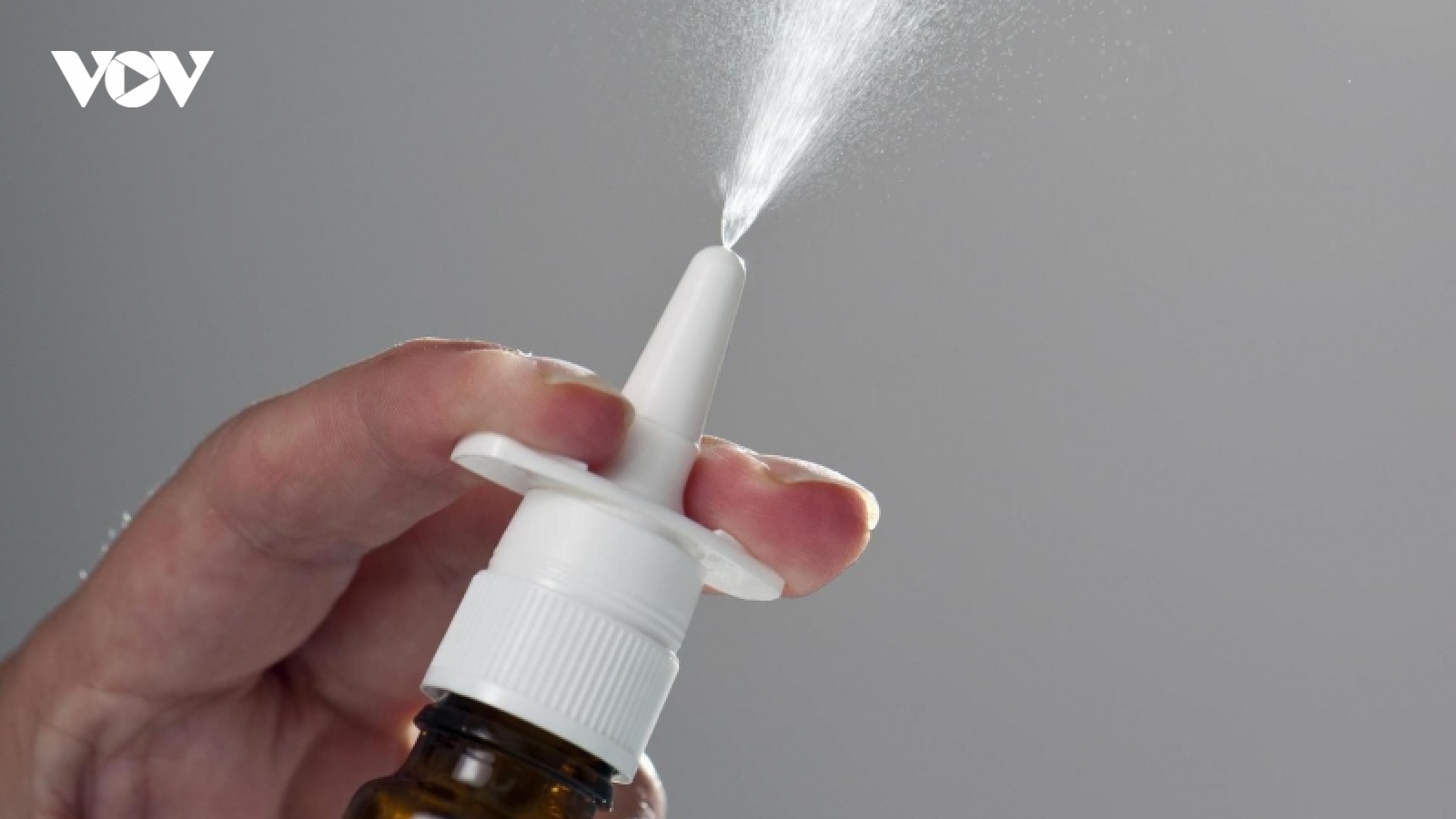 Nga đăng ký thử nghiệm vaccine "Sputnik-V" dạng thuốc xịt mũi