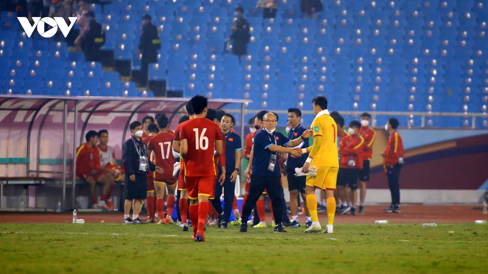 Những biểu cảm của HLV Park Hang Seo trong trận ĐT Việt Nam thua sát nút Saudi Arabia