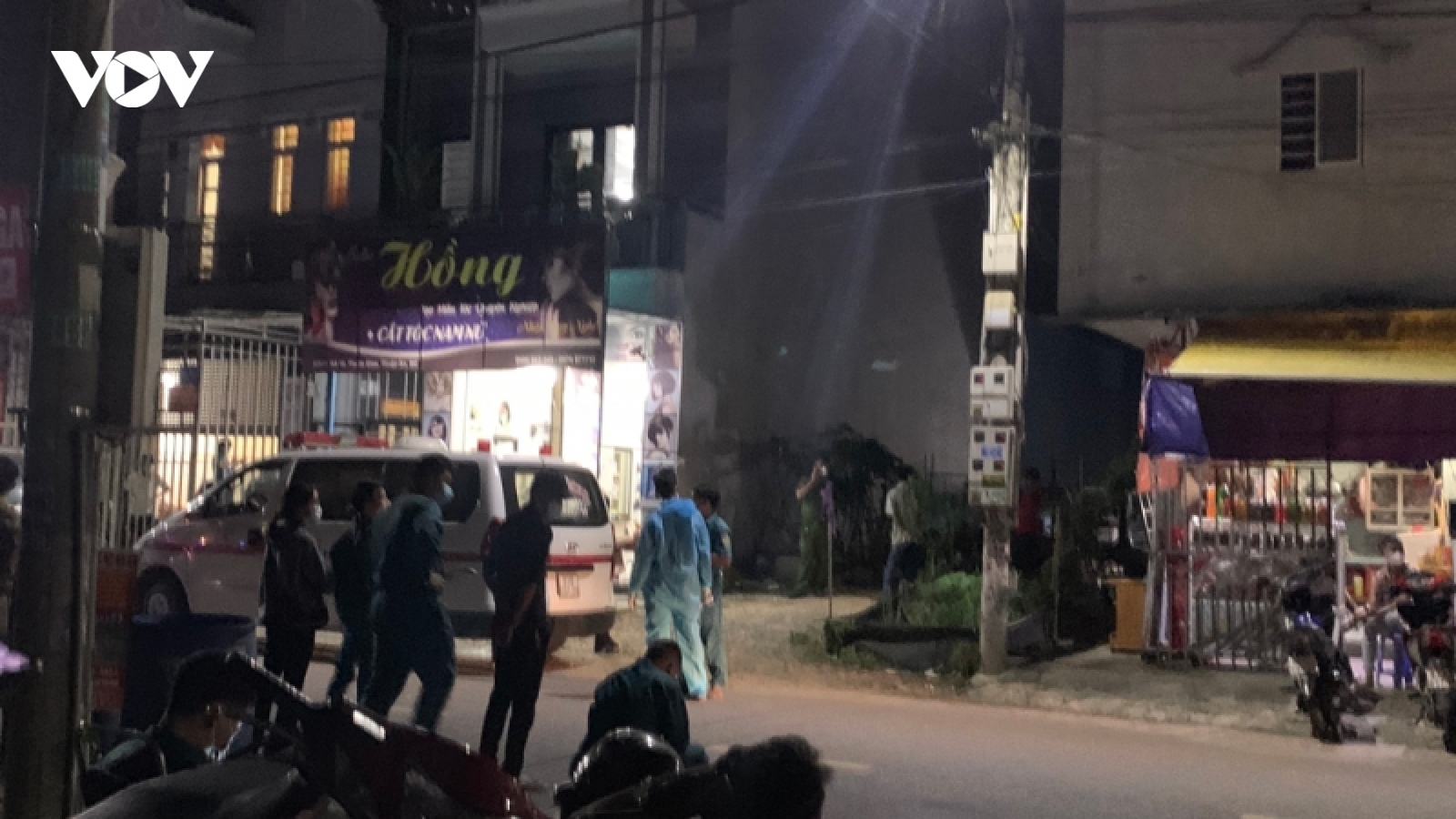 Nam thanh niên đâm chết người yêu rồi đi đầu thú 