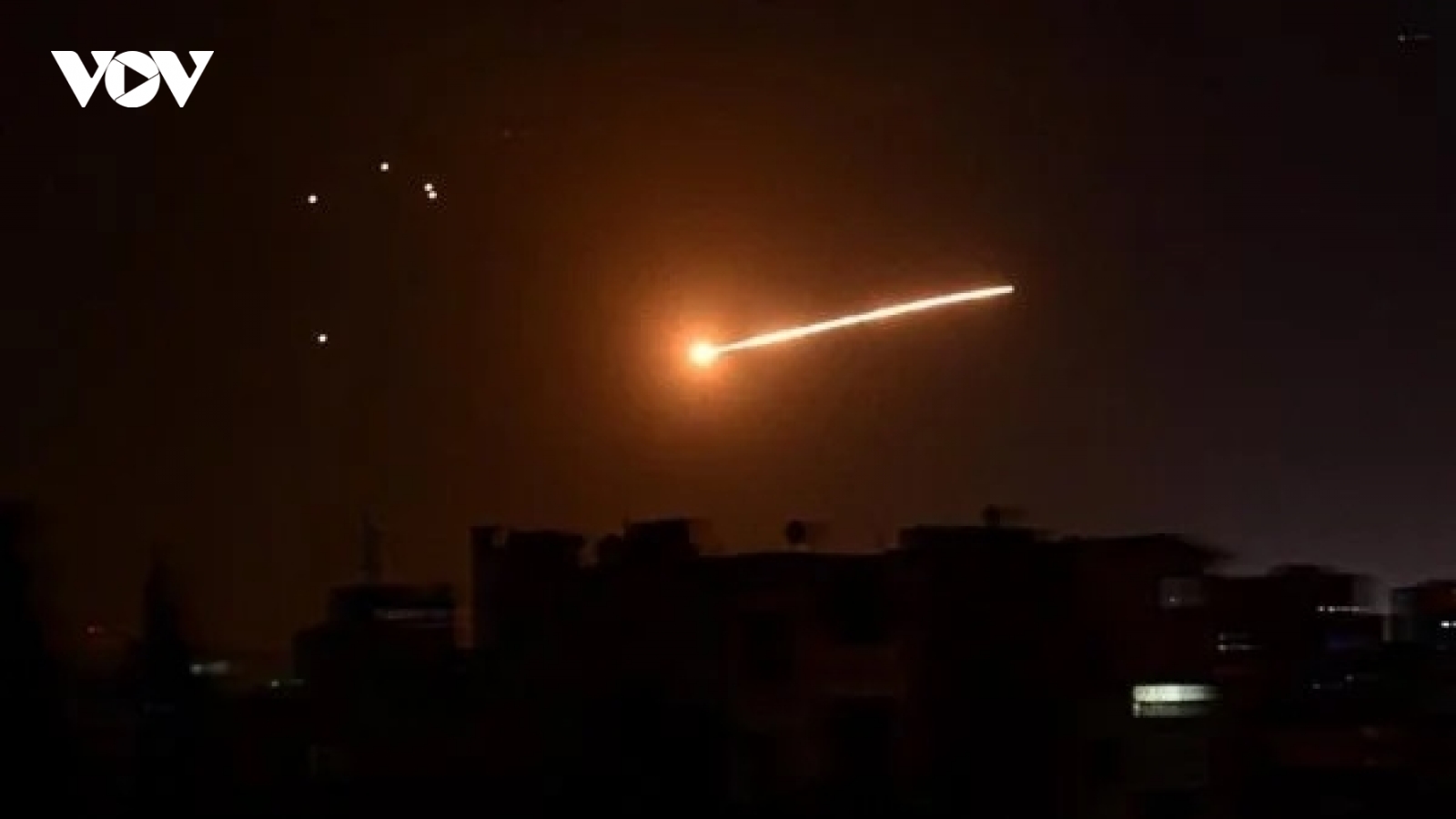Israel tấn công tên lửa vào thủ đô Damascus của Syria