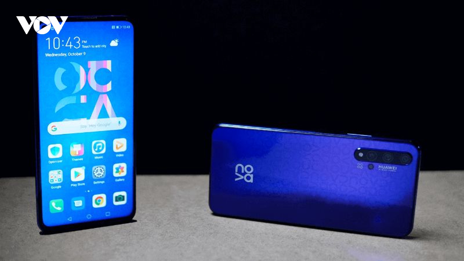 Huawei chơi chiêu độc Black Friday bán smartphone giá 0 đồng trên đất Mỹ