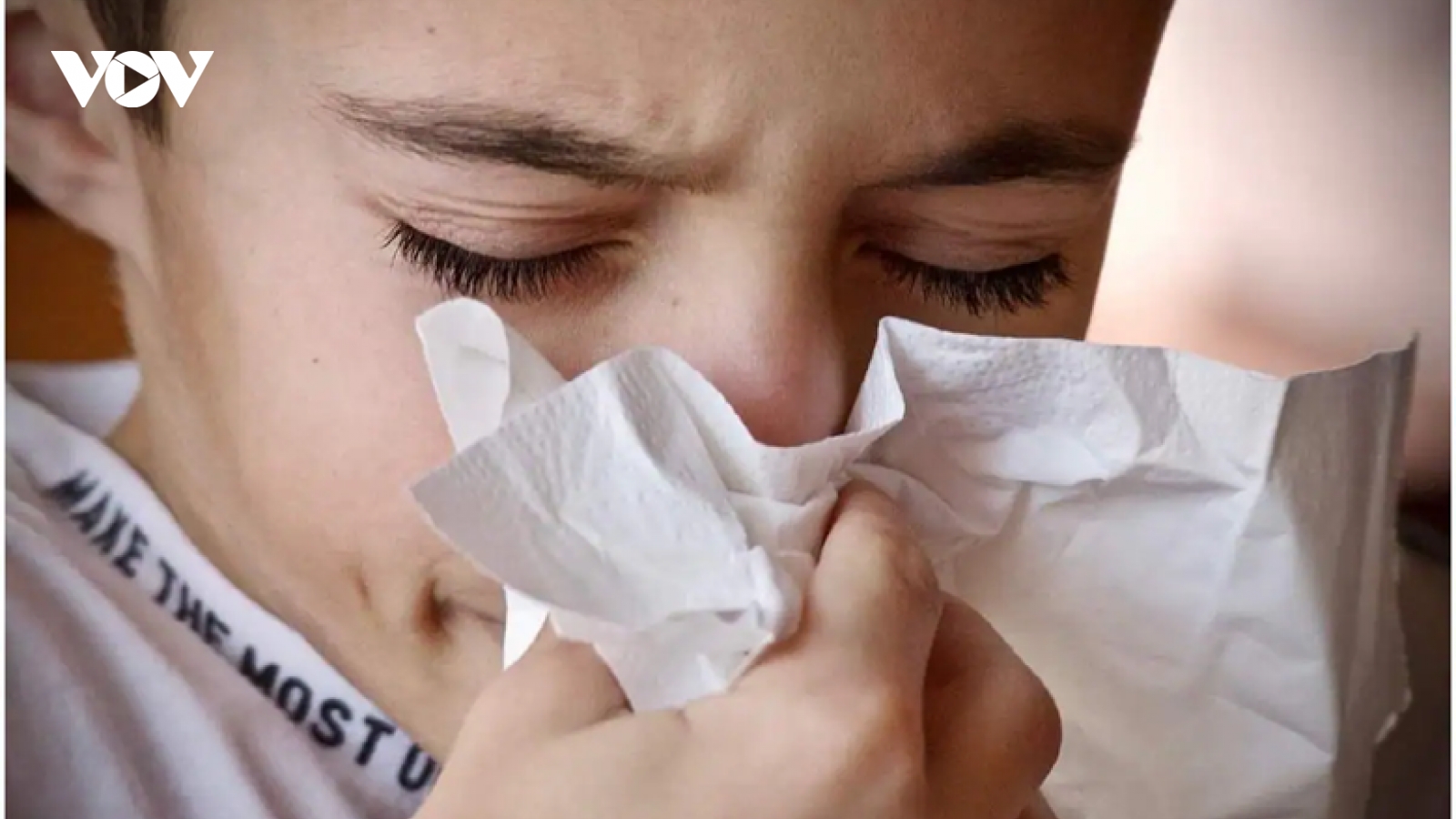 Các biện pháp ngăn cảm lạnh trở nặng ở trẻ em